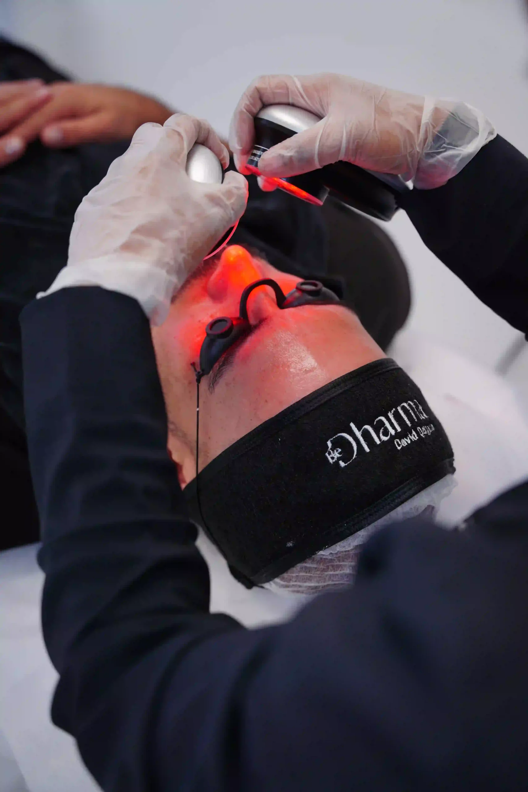 Skin care coreano con enzimas y Hydrafacial en la clínica estética Be Dharma de Medellín